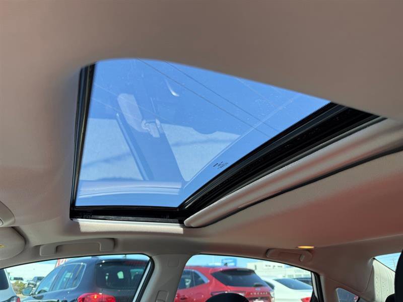 Used 2016 Nissan Altima 2.5 SV w/ Convenience Package image 9