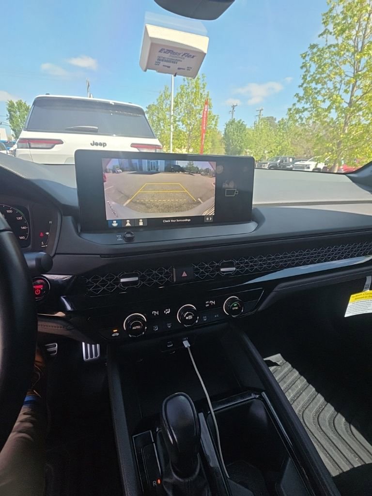 Used 2023 Honda Accord Sport image 13