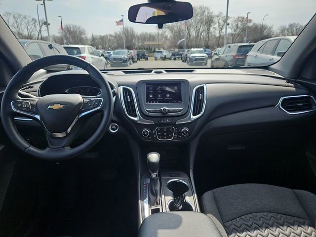 Used 2024 Chevrolet Equinox LT image 12