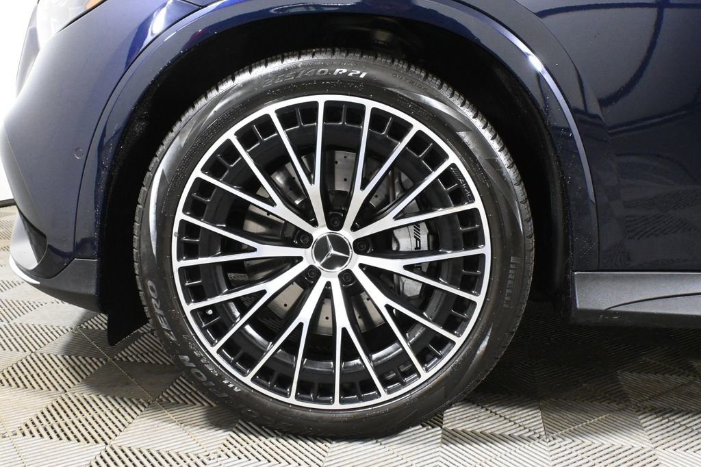 Used 2024 Mercedes-Benz GLC 43 AMG 4MATIC image 12