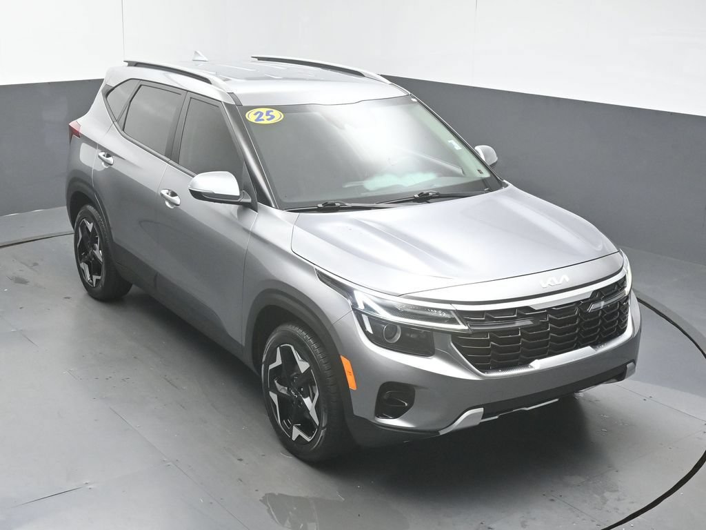 Used 2025 Kia Seltos S FWD image 39