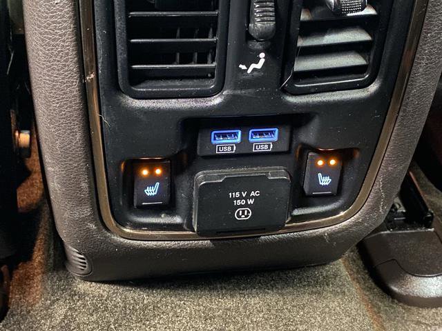 Used 2018 Jeep Grand Cherokee Summit image 36