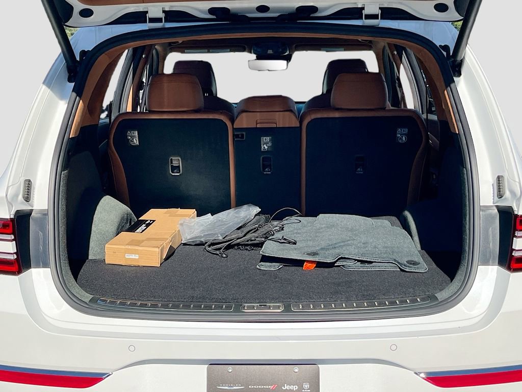 Used 2025 Genesis GV80 3.5T Prestige image 27