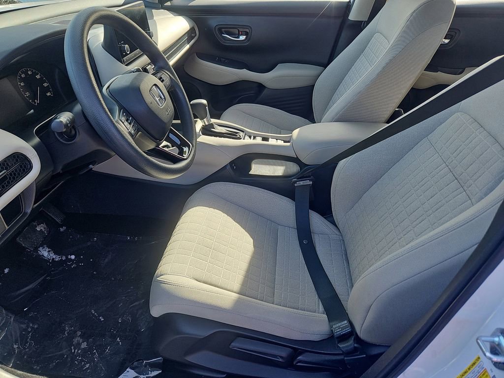 Certified 2025 Honda HR-V LX image 25