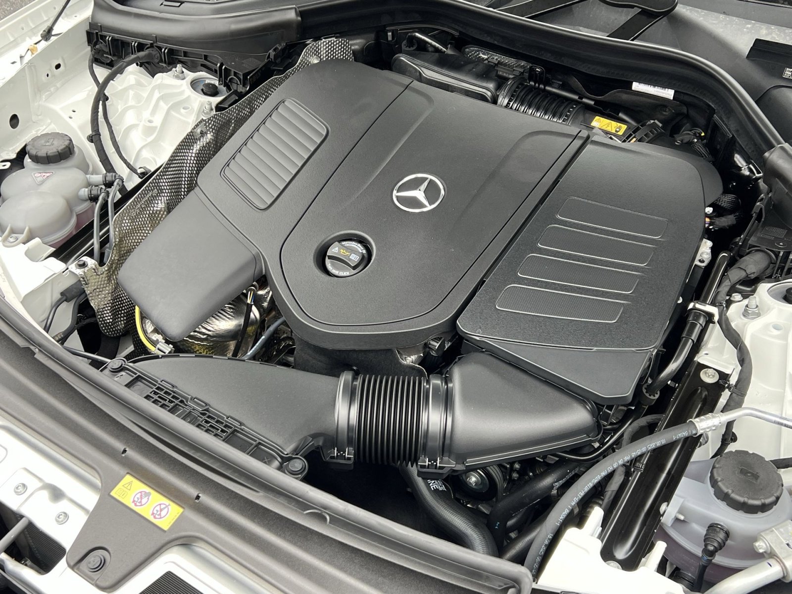 New 2026 Mercedes-Benz GLC 300 4MATIC image 27