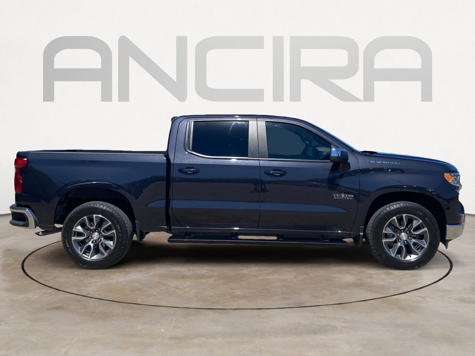 Used 2024 Chevrolet Silverado 1500 LT image 11