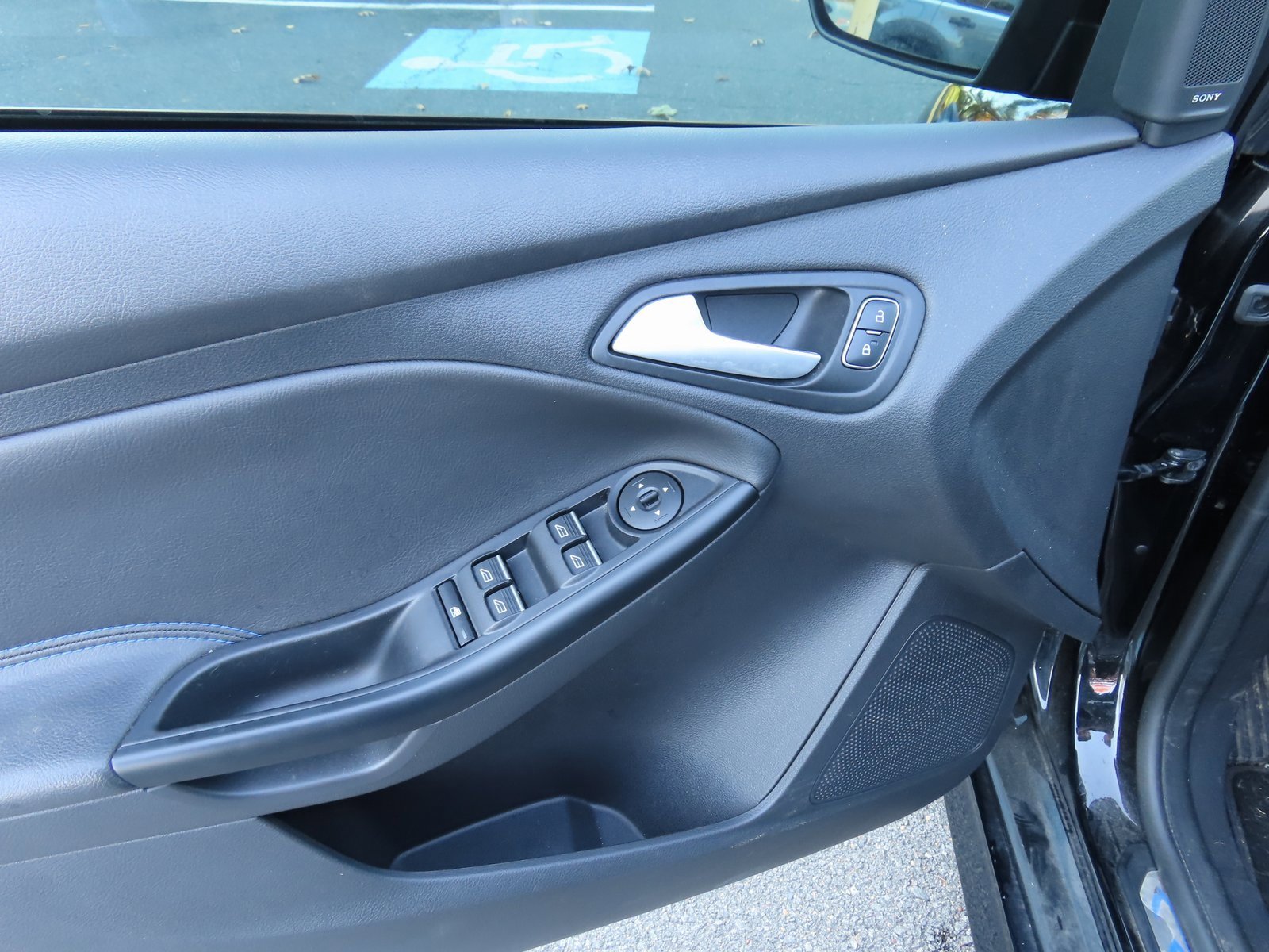 Used 2017 Ford Focus RS image 7