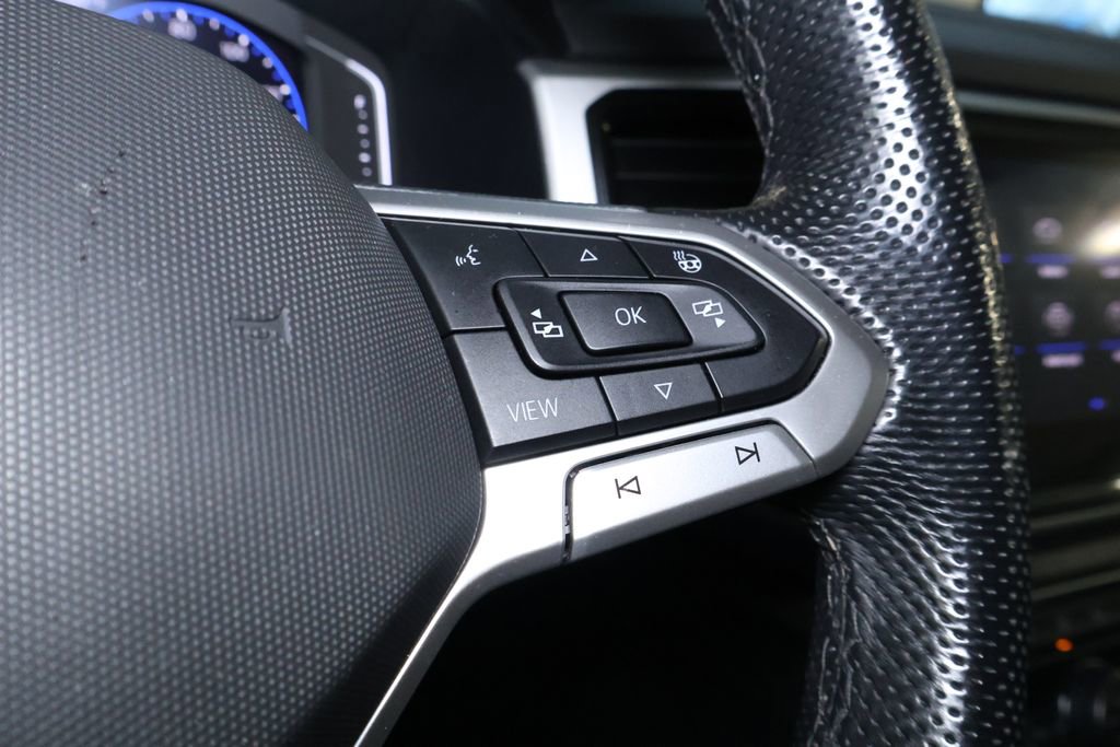 Used 2021 Volkswagen Atlas SEL R-Line image 25