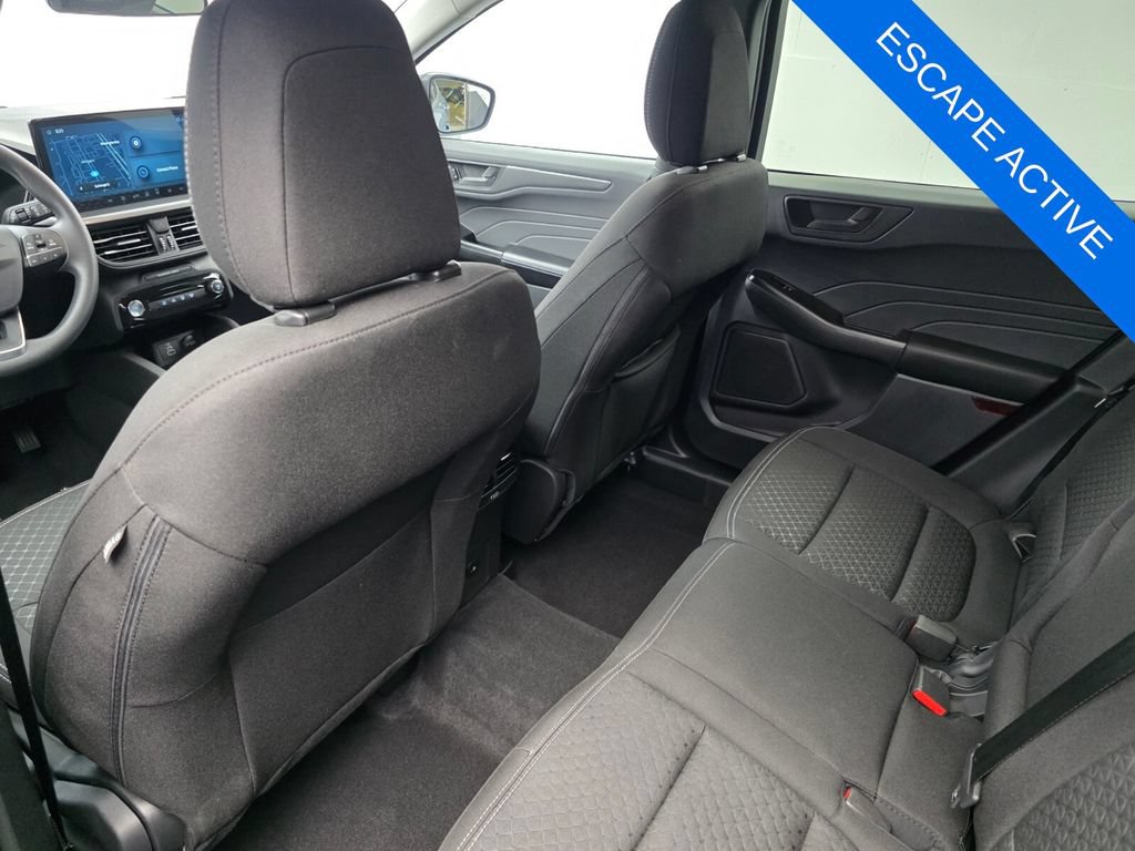 Used 2026 Ford Escape Active w/ Tech Pack #1 FWD image 14