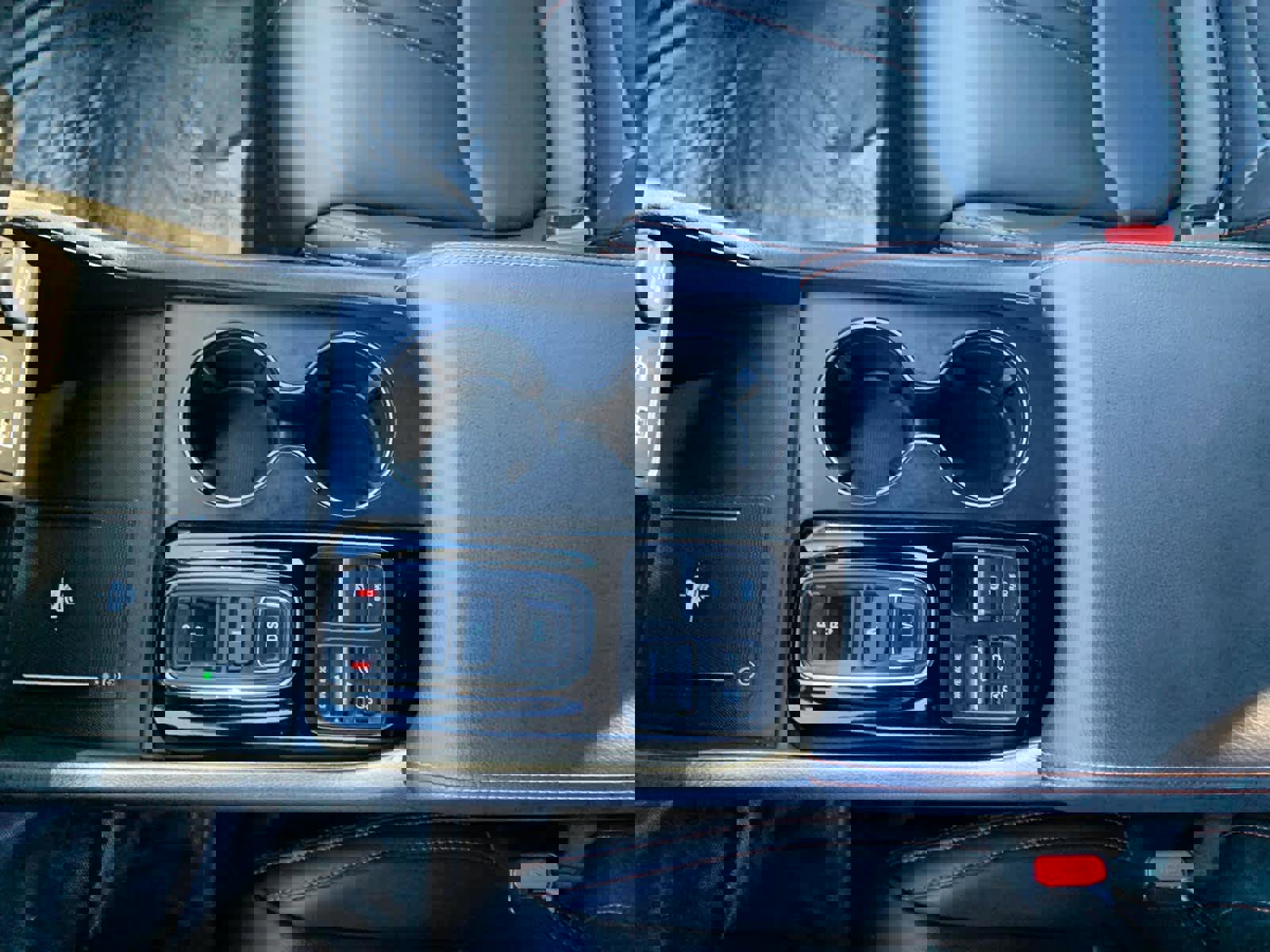 Used 2025 Honda Pilot TrailSport image 24