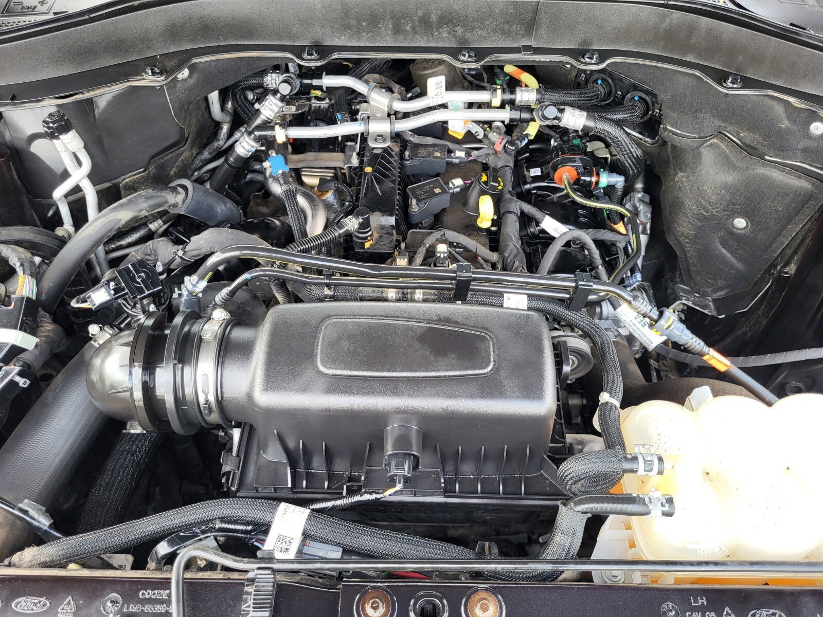 Certified 2023 Ford Explorer XLT image 32