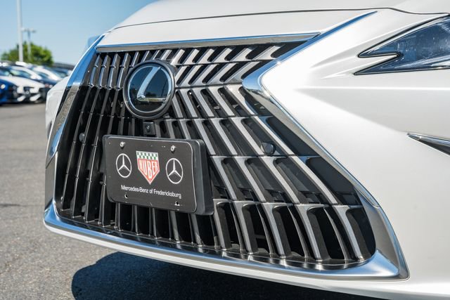 Used 2024 Lexus ES 350 Ultra Luxury w/ Accessory Package (Z2) FWD image 11
