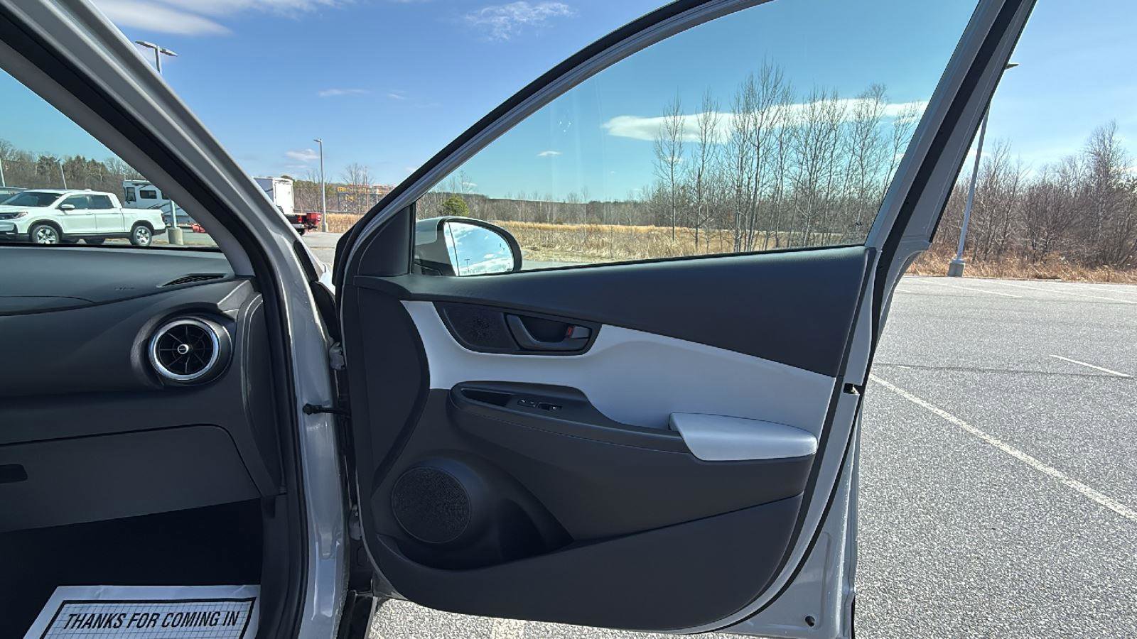 Used 2023 Hyundai Kona SEL image 16