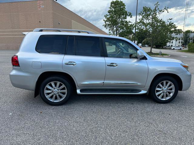 Used 2009 Lexus LX 570 4WD image 40