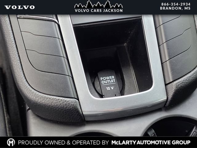 Used 2021 Porsche Macan image 23