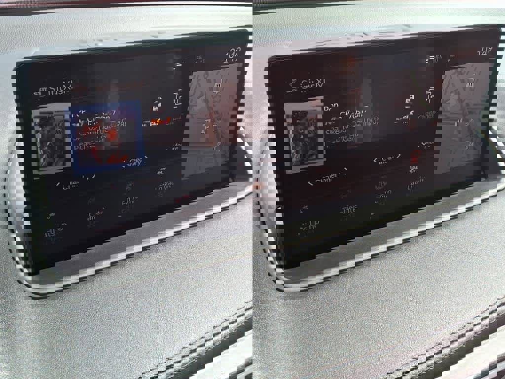 Certified 2024 Acura MDX SH-AWD w/ Advance Package image 21