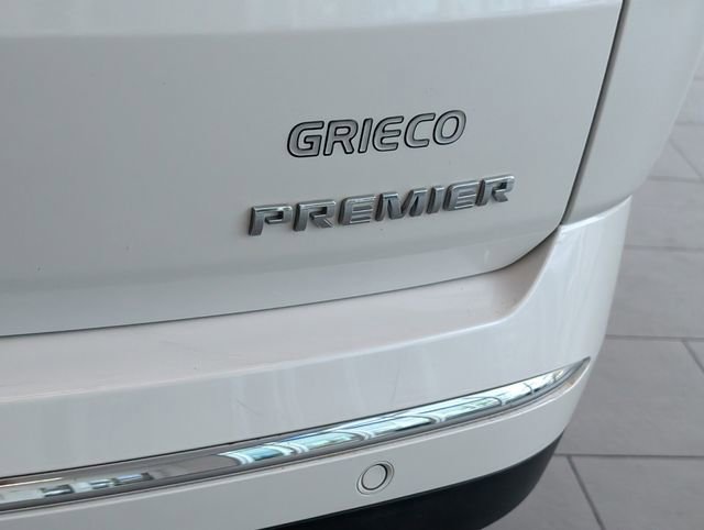 Used 2021 Chevrolet Traverse Premier AWD/4WD image 14