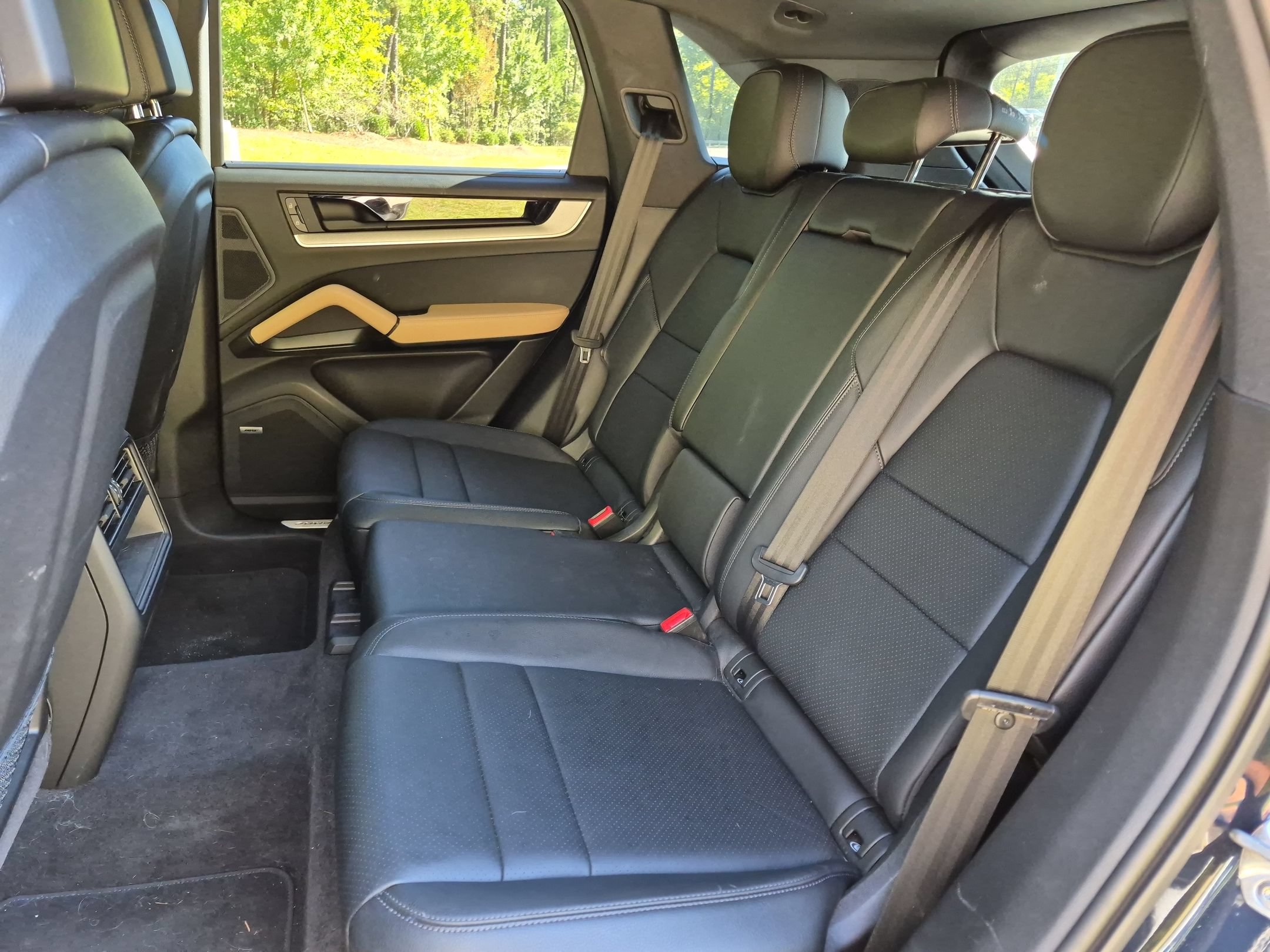 Certified 2024 Porsche Cayenne S AWD/4WD image 19