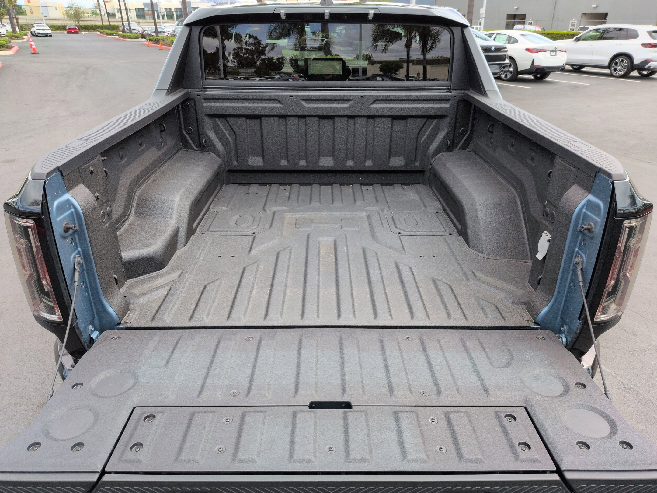 Used 2024 GMC Hummer EV 3X w/ Omega Edition image 31