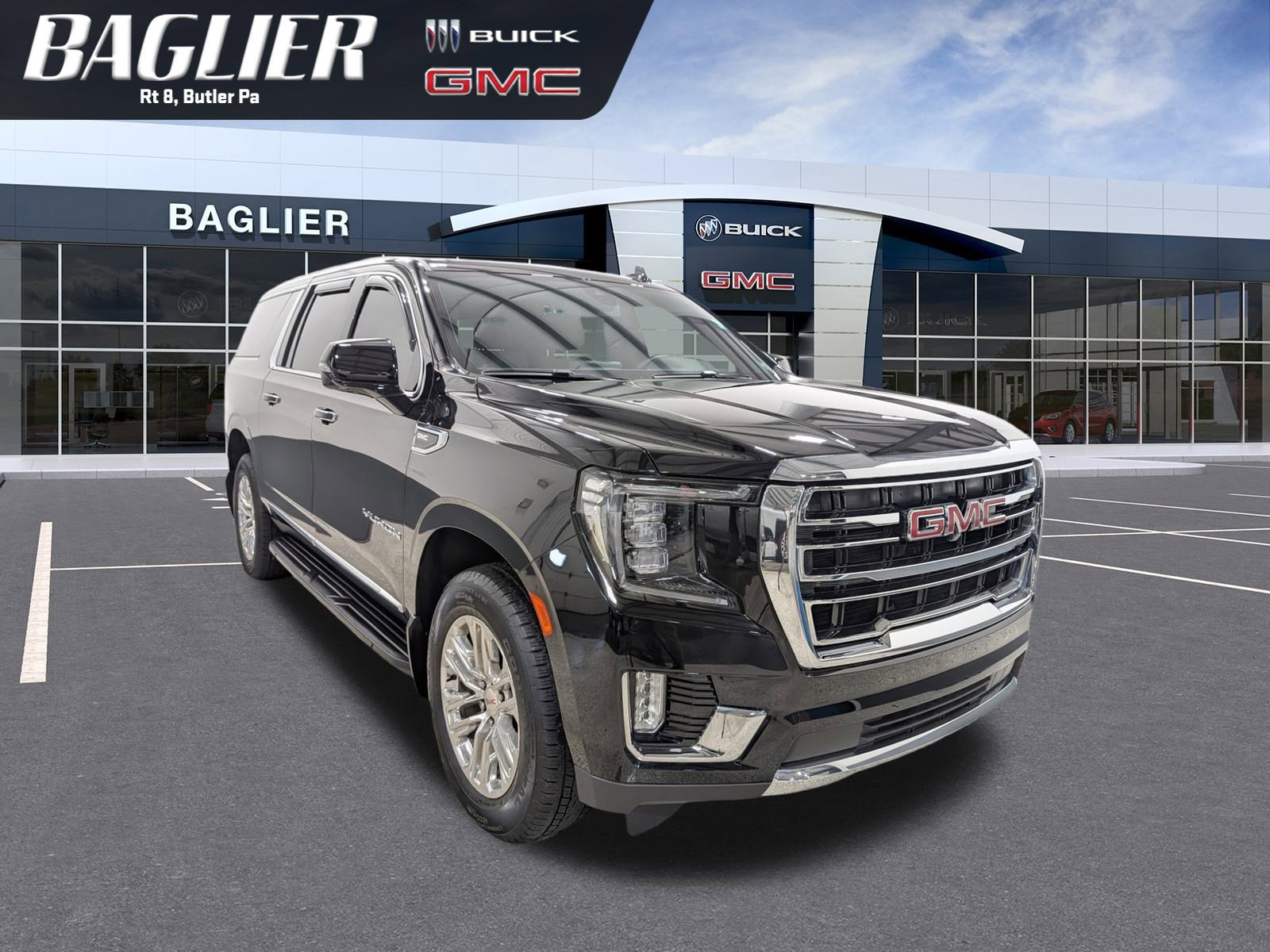 Used 2022 GMC Yukon XL SLT w/ SLT Luxury Package image 1