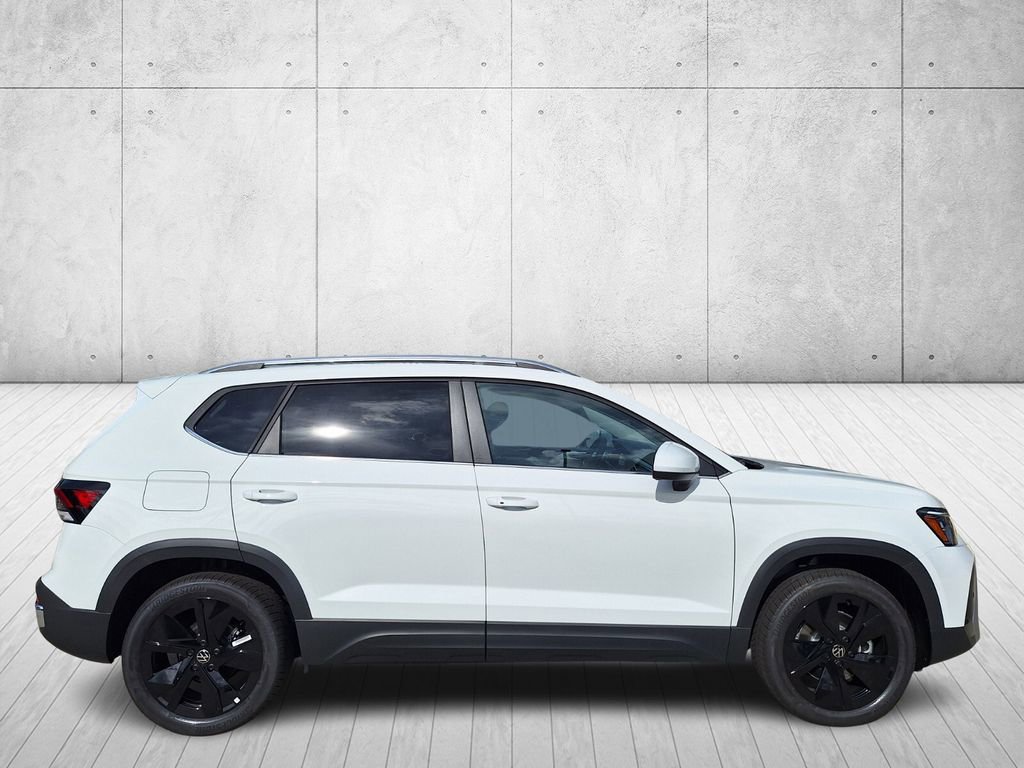 New 2025 Volkswagen Taos SE image 6
