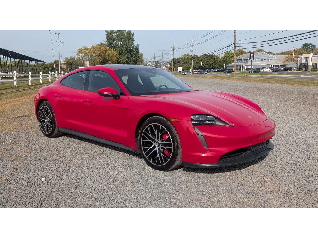 Used 2020 Porsche Taycan 4S image 3