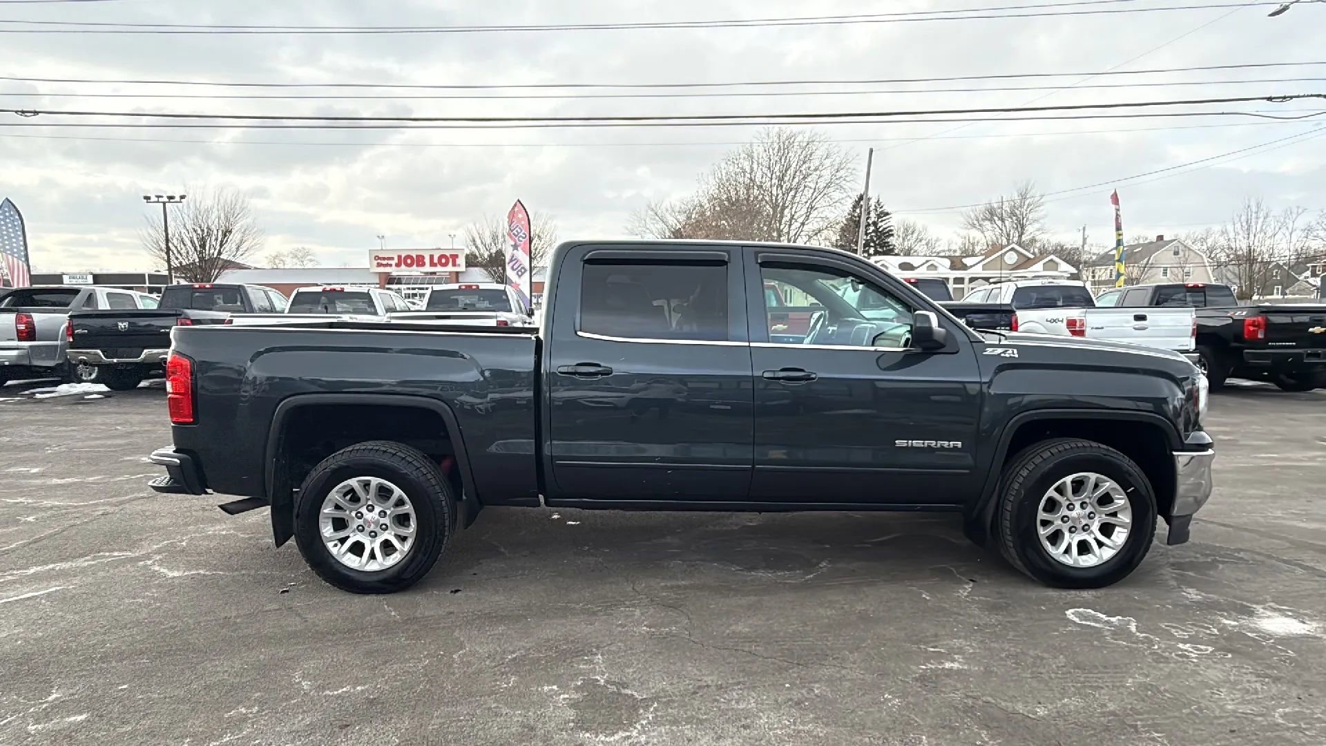 Used 2017 GMC Sierra 1500 SLE w/ SLE Value Package image 10