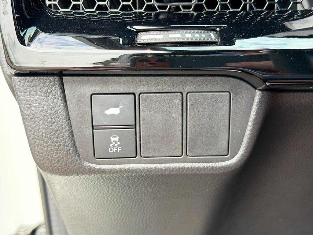 Used 2024 Honda CR-V Sport Touring image 17