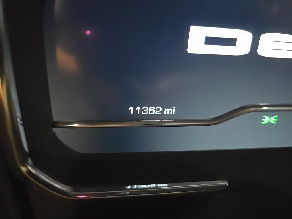 Used 2025 GMC Sierra 3500 Denali Ultimate AWD/4WD image 5