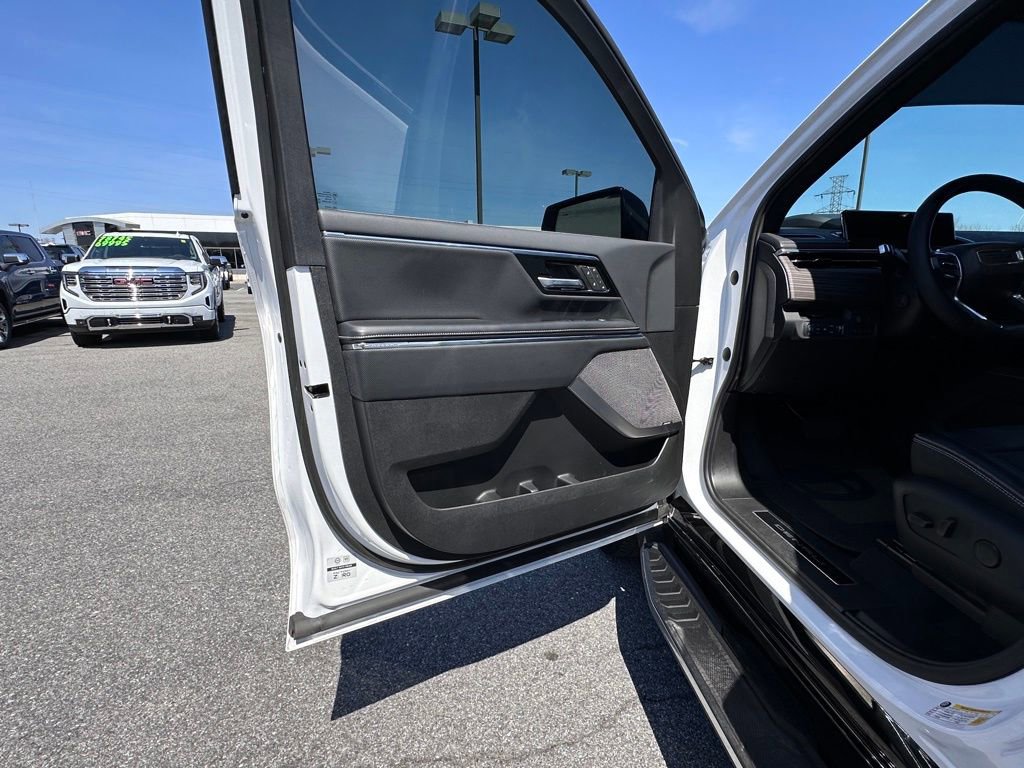 Used 2025 GMC Sierra EV Denali image 23
