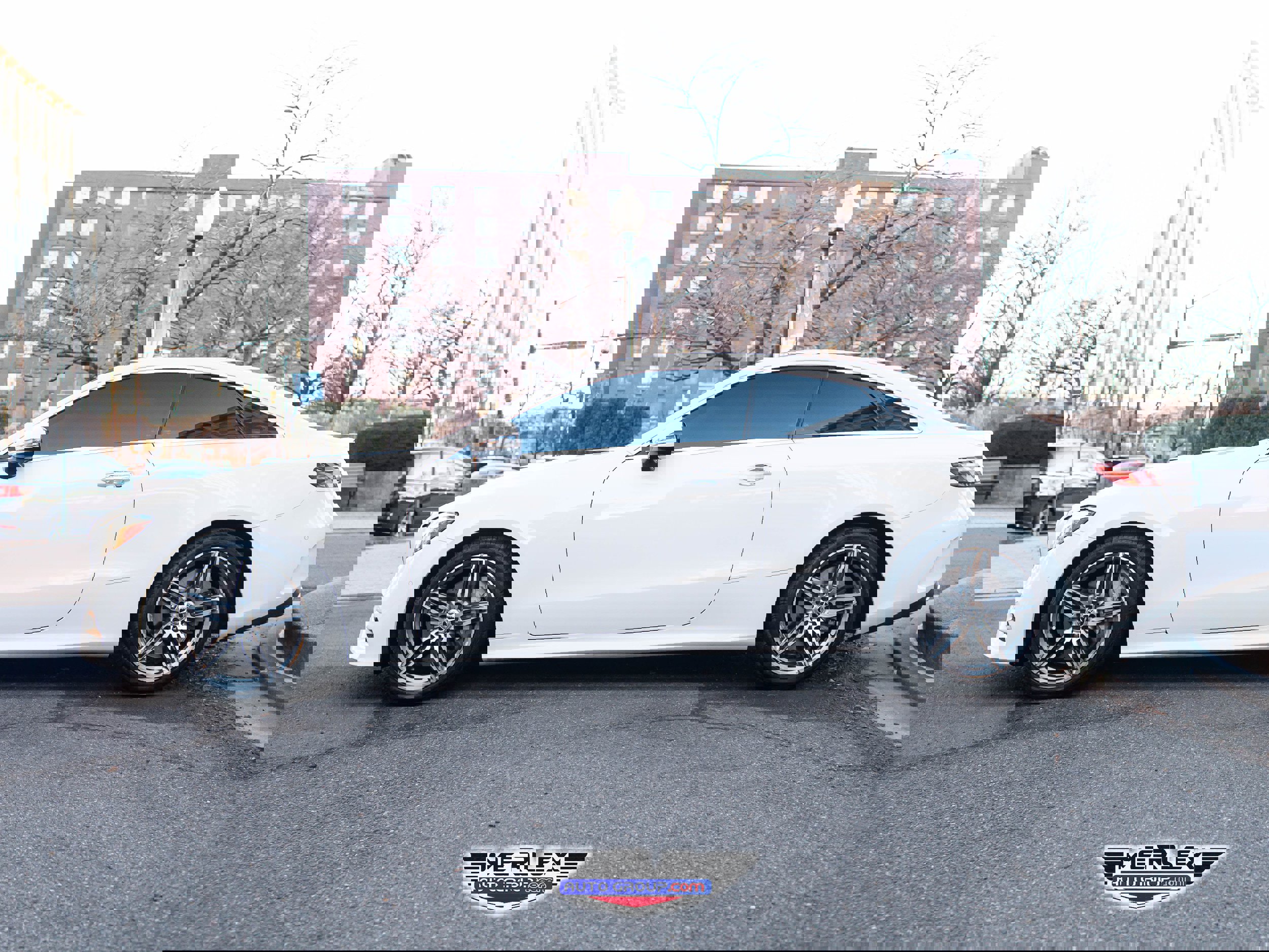 Used 2018 Mercedes-Benz E 400 400 AMG Package image 4