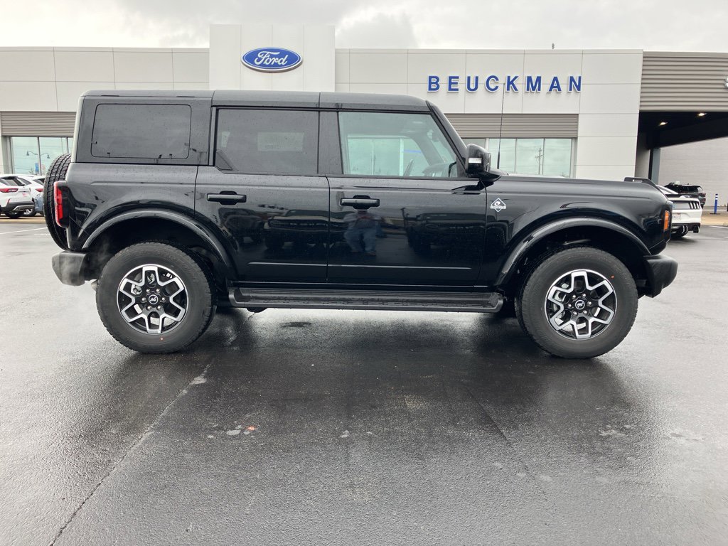 Used 2025 Ford Bronco Outer Banks image 10