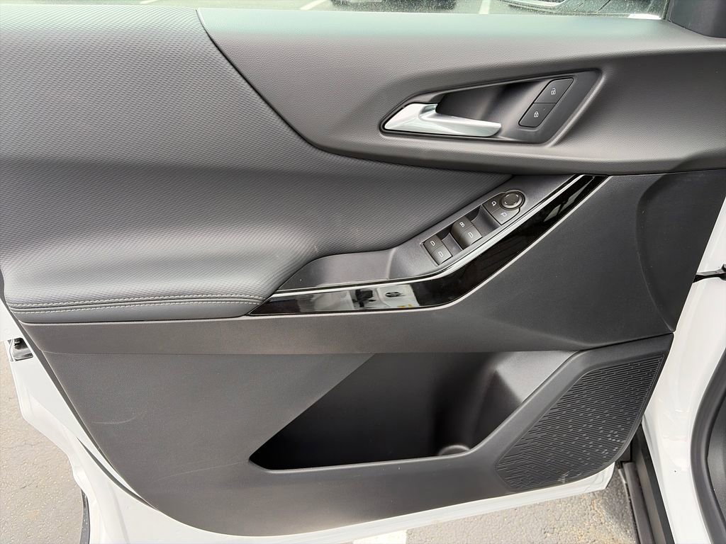 New 2026 Chevrolet Equinox LT w/ Midnight Edition image 15