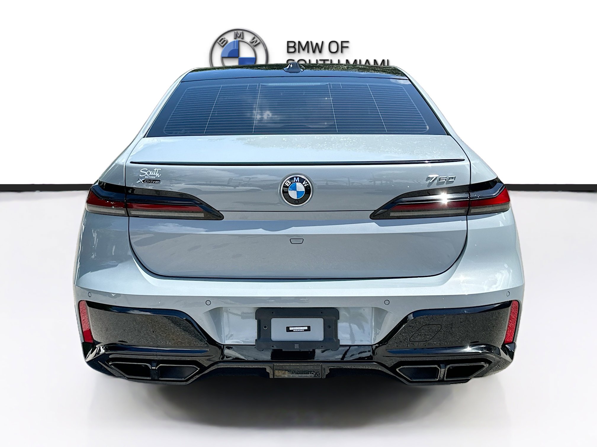 Certified 2023 BMW 760i xDrive image 6