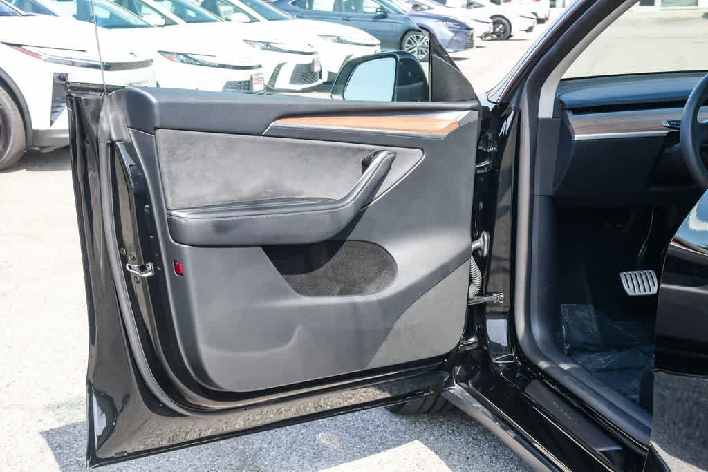 Used 2025 Tesla Model Y Performance AWD/4WD image 25