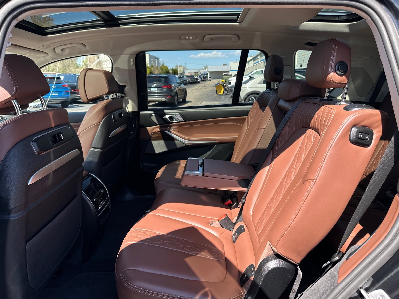 Used 2026 BMW X7 xDrive40i AWD/4WD image 10