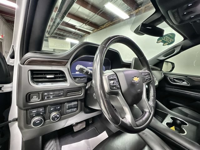 Certified 2022 Chevrolet Suburban LT w/ LT Signature Package AWD/4WD image 10