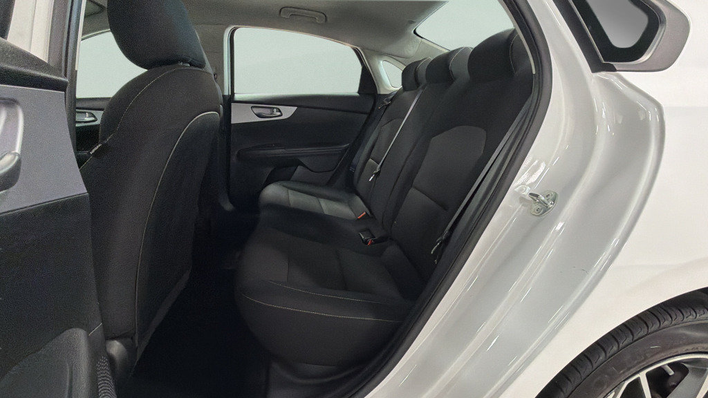 Used 2024 Kia Forte LXS FWD image 33