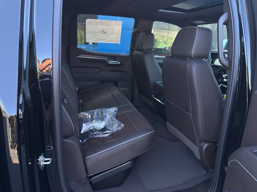 New 2026 GMC Sierra 1500 Denali w/ Denali Reserve Package image 18