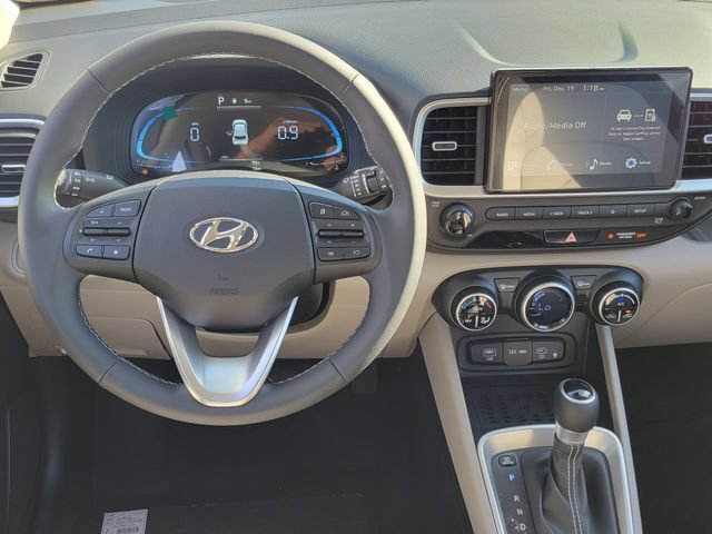 New 2026 Hyundai Venue SEL FWD image 4