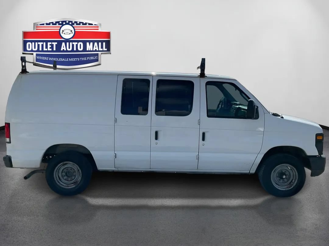 Used 2009 Ford E-150 and Econoline 150 RWD image 2
