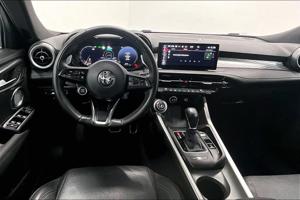 Used 2024 Alfa Romeo Tonale Veloce image 5