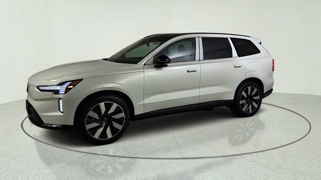 New 2026 Volvo EX90 Plus RWD image 3