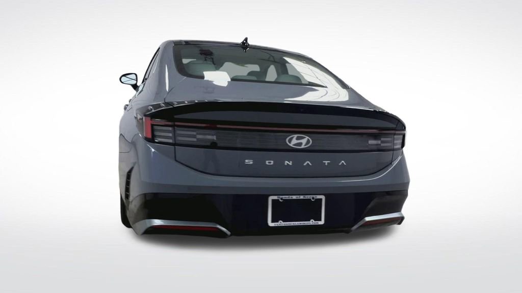 Used 2024 Hyundai Sonata SEL w/ Convenience Package FWD image 7