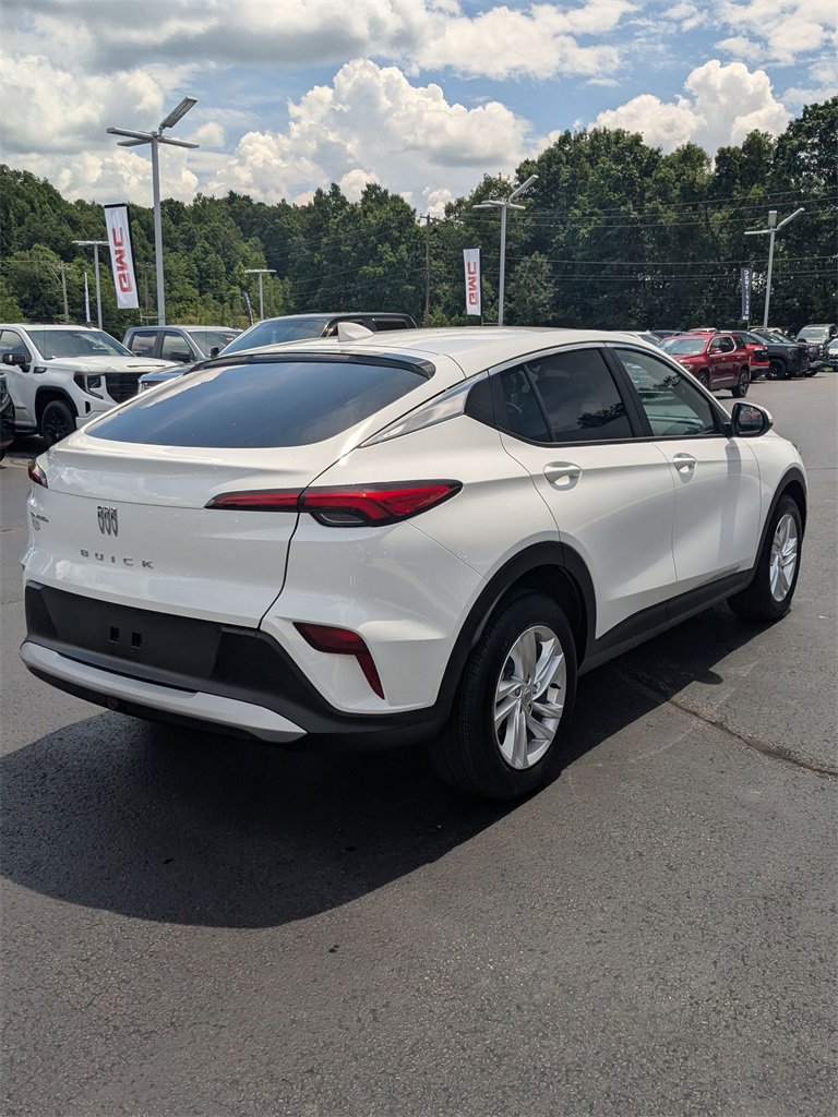 New 2025 Buick Envista Preferred image 4