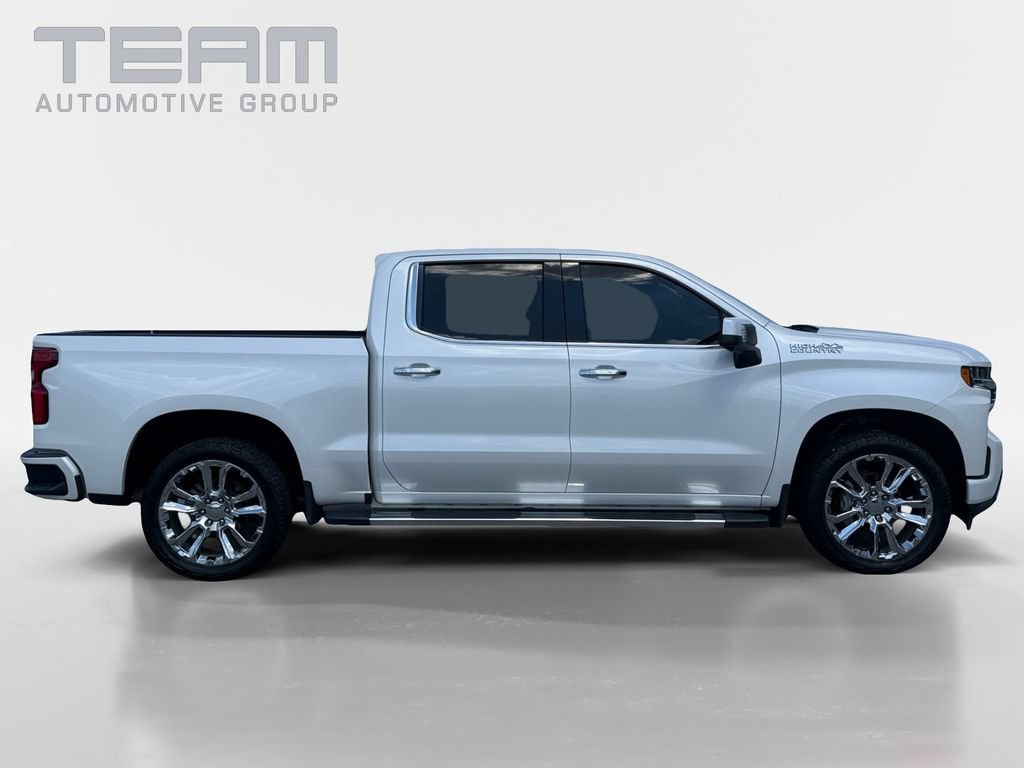 Used 2021 Chevrolet Silverado 1500 High Country w/ Technology Package AWD/4WD image 8