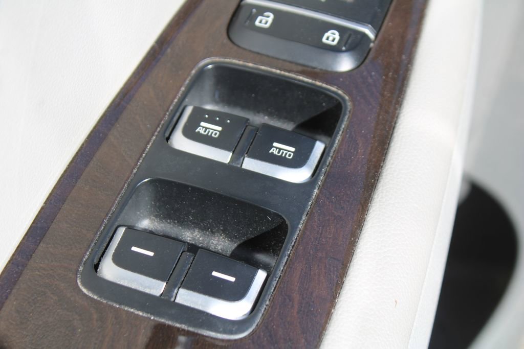 Used 2016 Kia Optima EX image 19