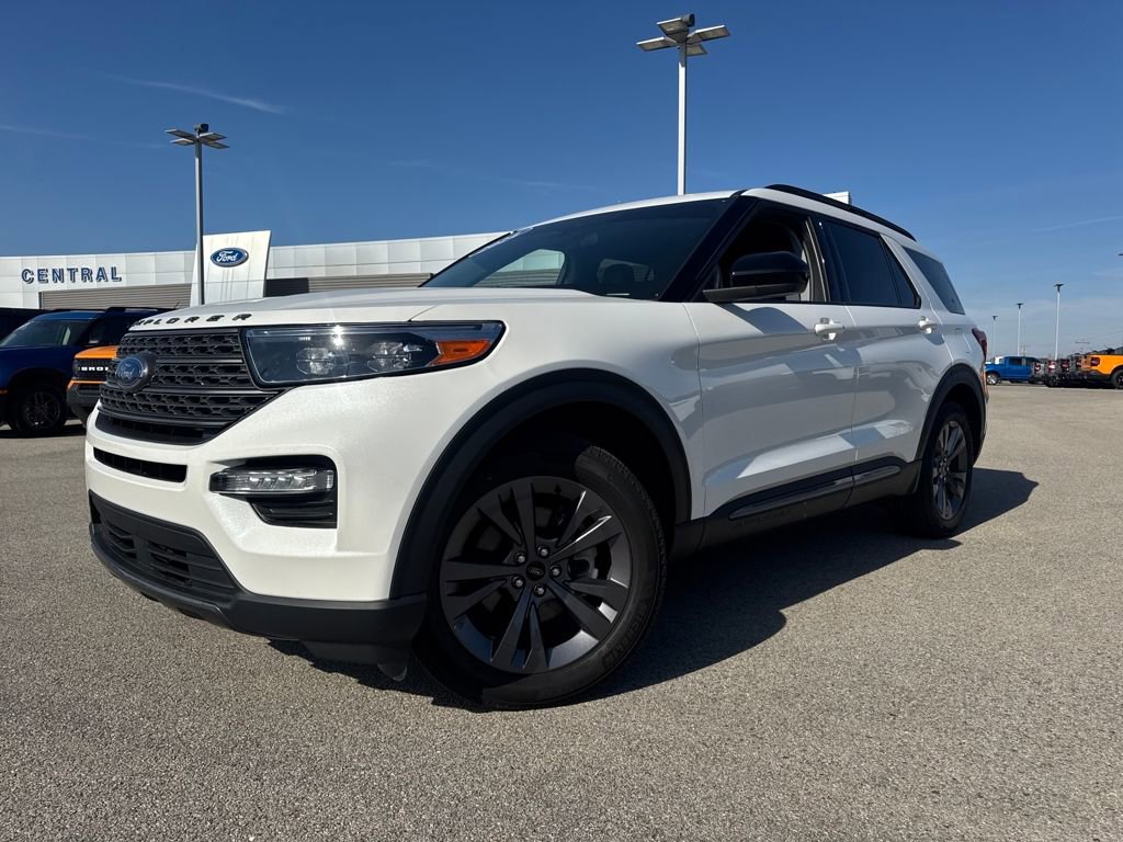 Used 2024 Ford Explorer XLT w/ Equipment Group 202A 360° Tour