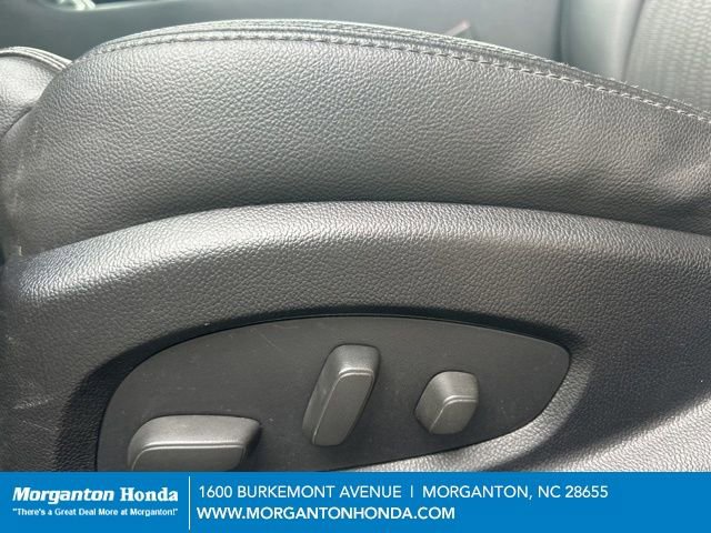 Used 2016 Chevrolet Impala LT image 16