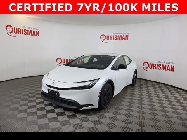 Used 2023 Toyota Prius LE image 4